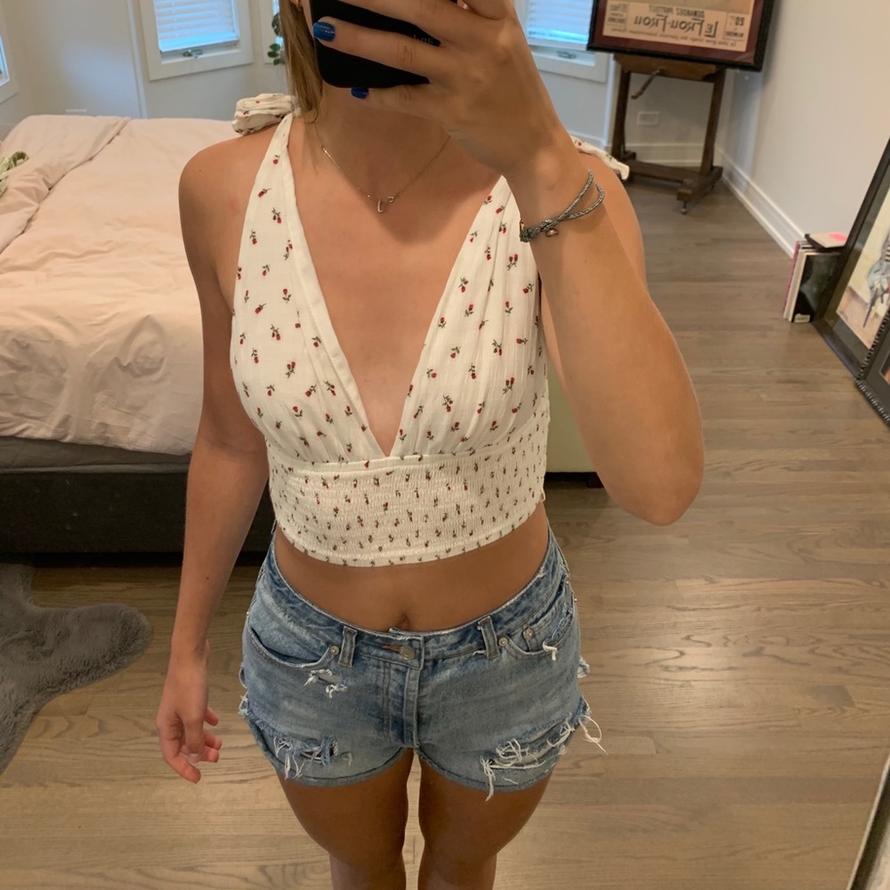 Rose print crop top